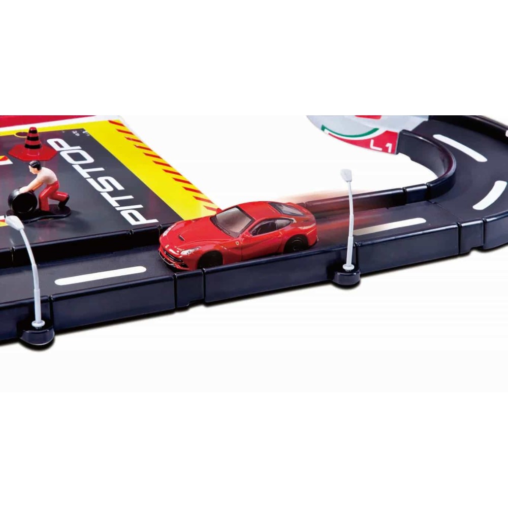 Bburago Ferrari Race+ Play Racing Garage 1/43